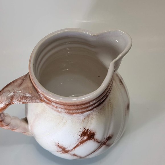 Small Pitcher Vase Japanese Hand Painted Rope Design White Glossy Glaze 6" Tall - Picture 2 of 8